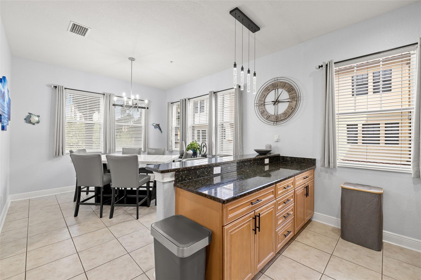 6002 YEATS MANOR DR #101