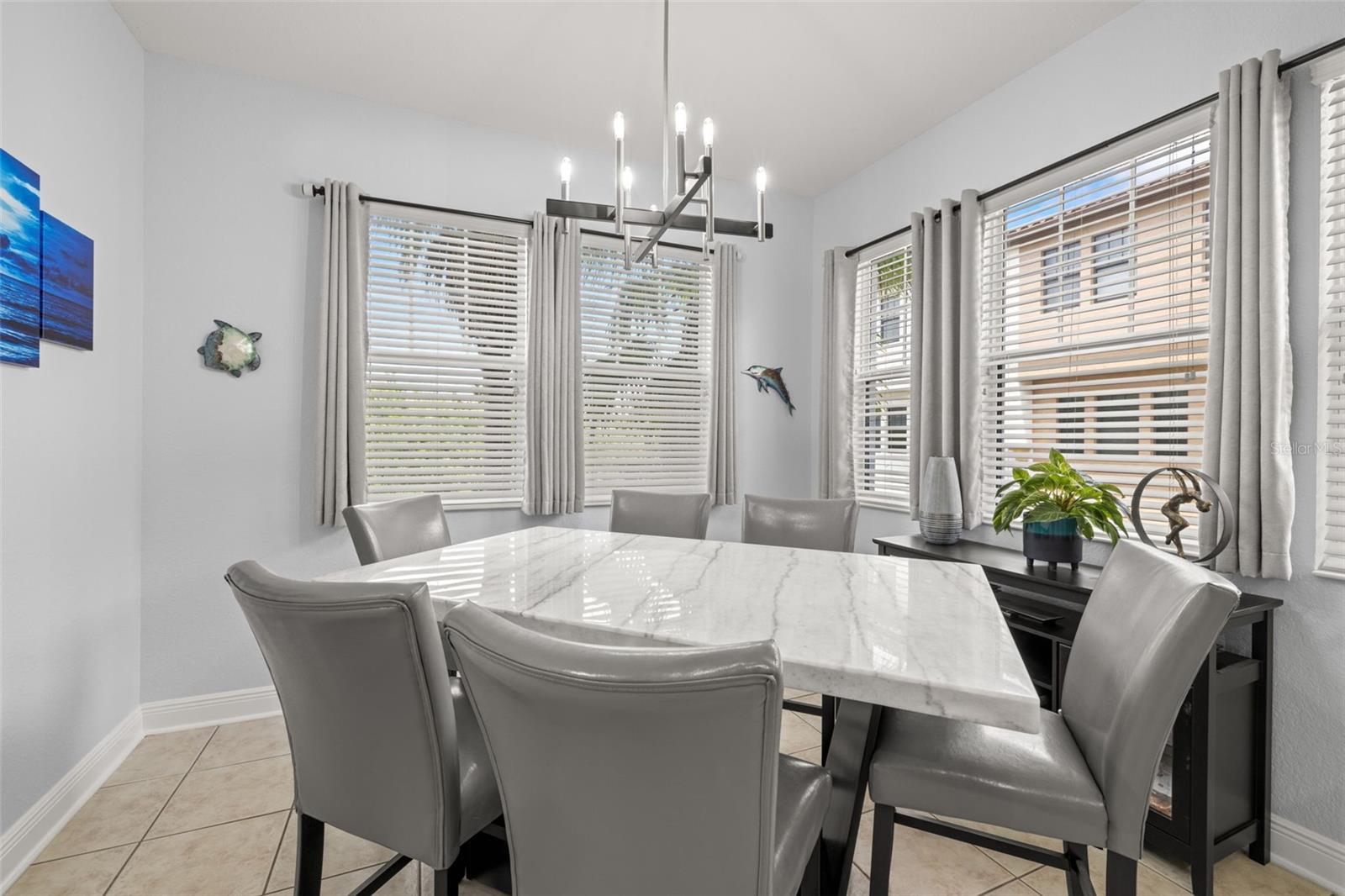 6002 YEATS MANOR DR #101