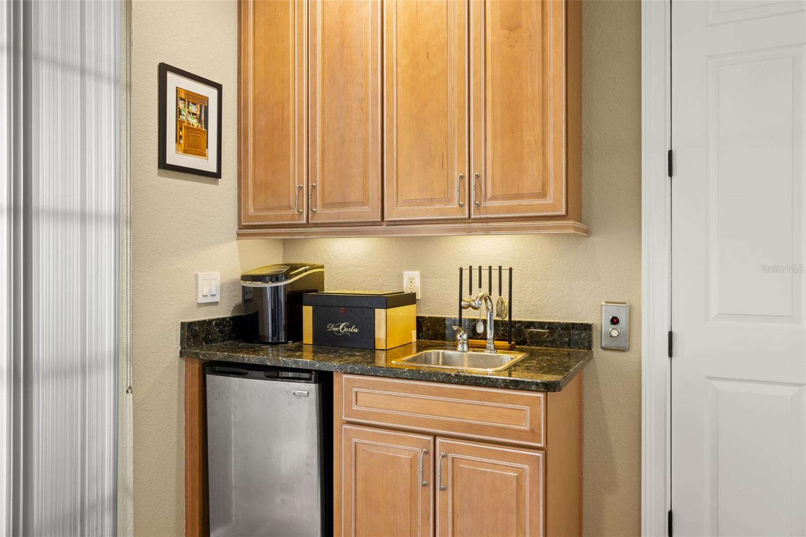 6002 YEATS MANOR DR #101