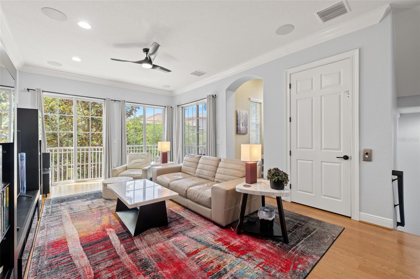 6002 YEATS MANOR DR #101