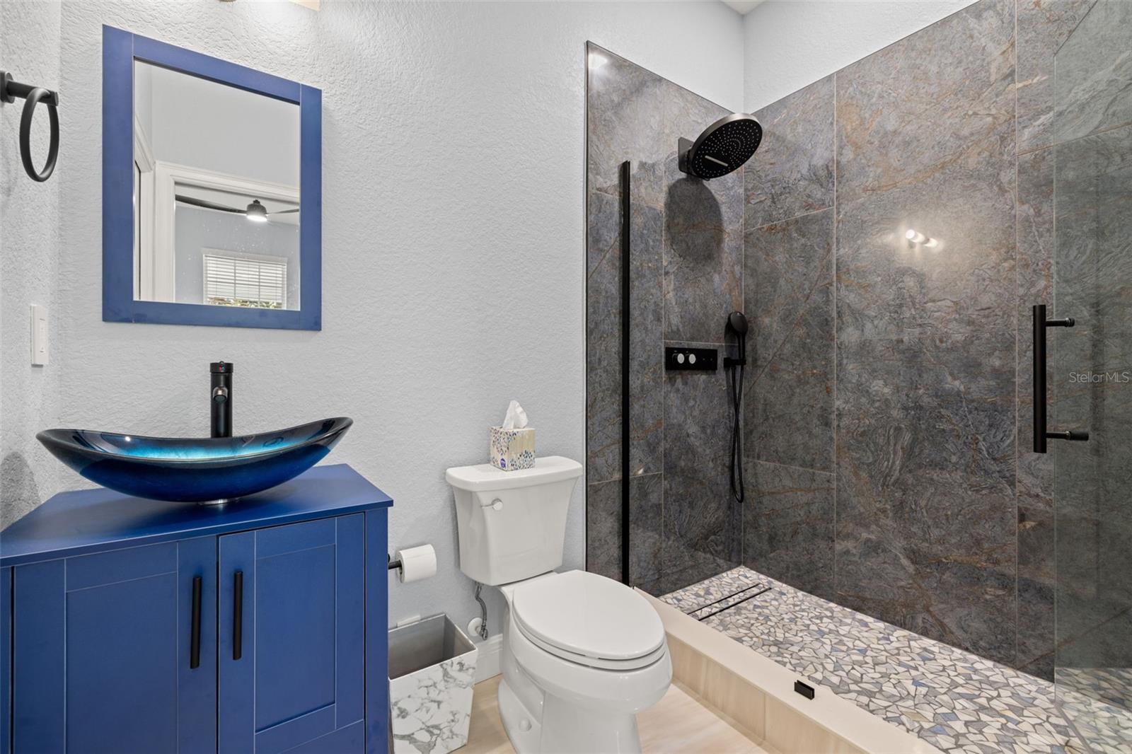 6002 YEATS MANOR DR #101