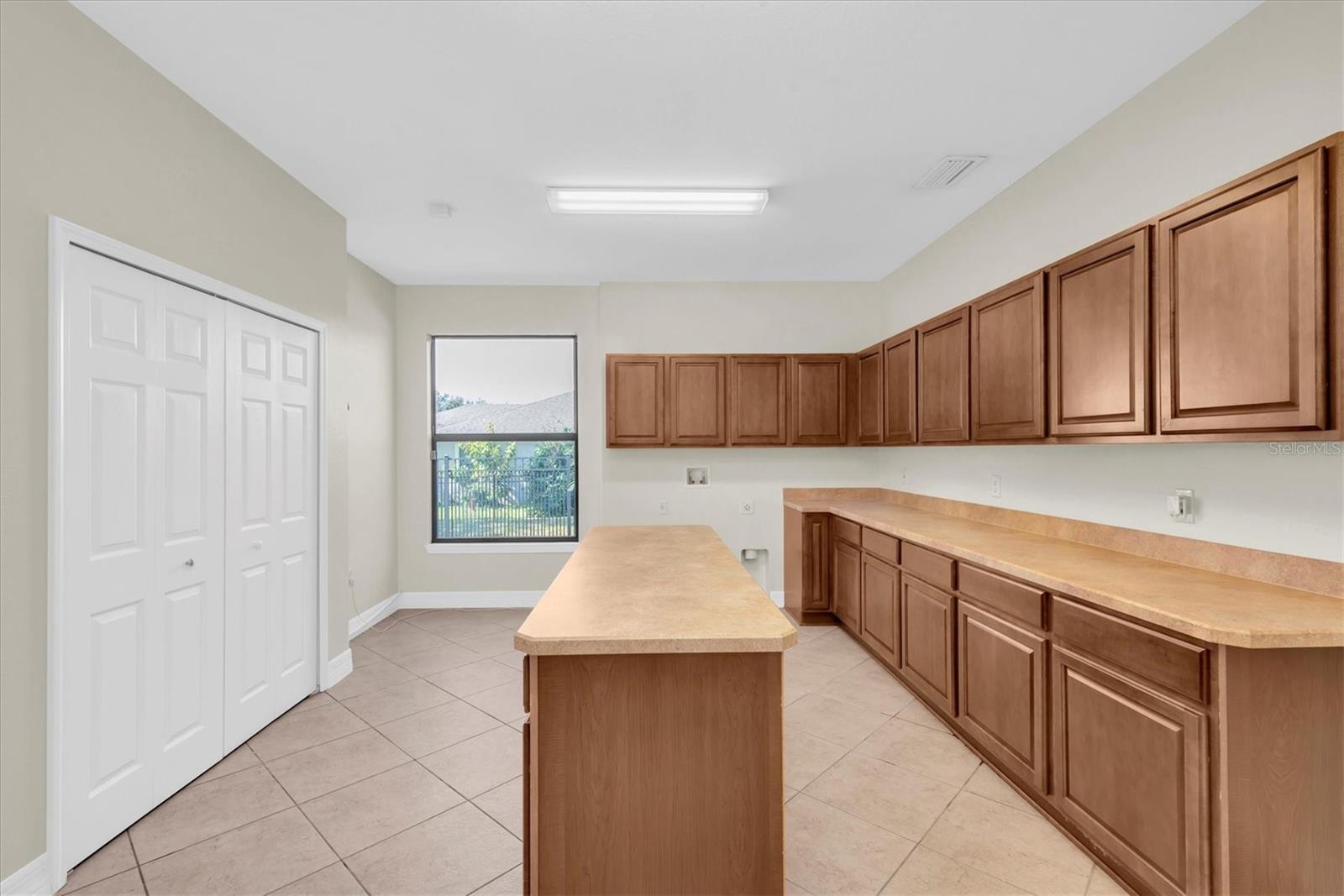 9707 CABERNET AVE