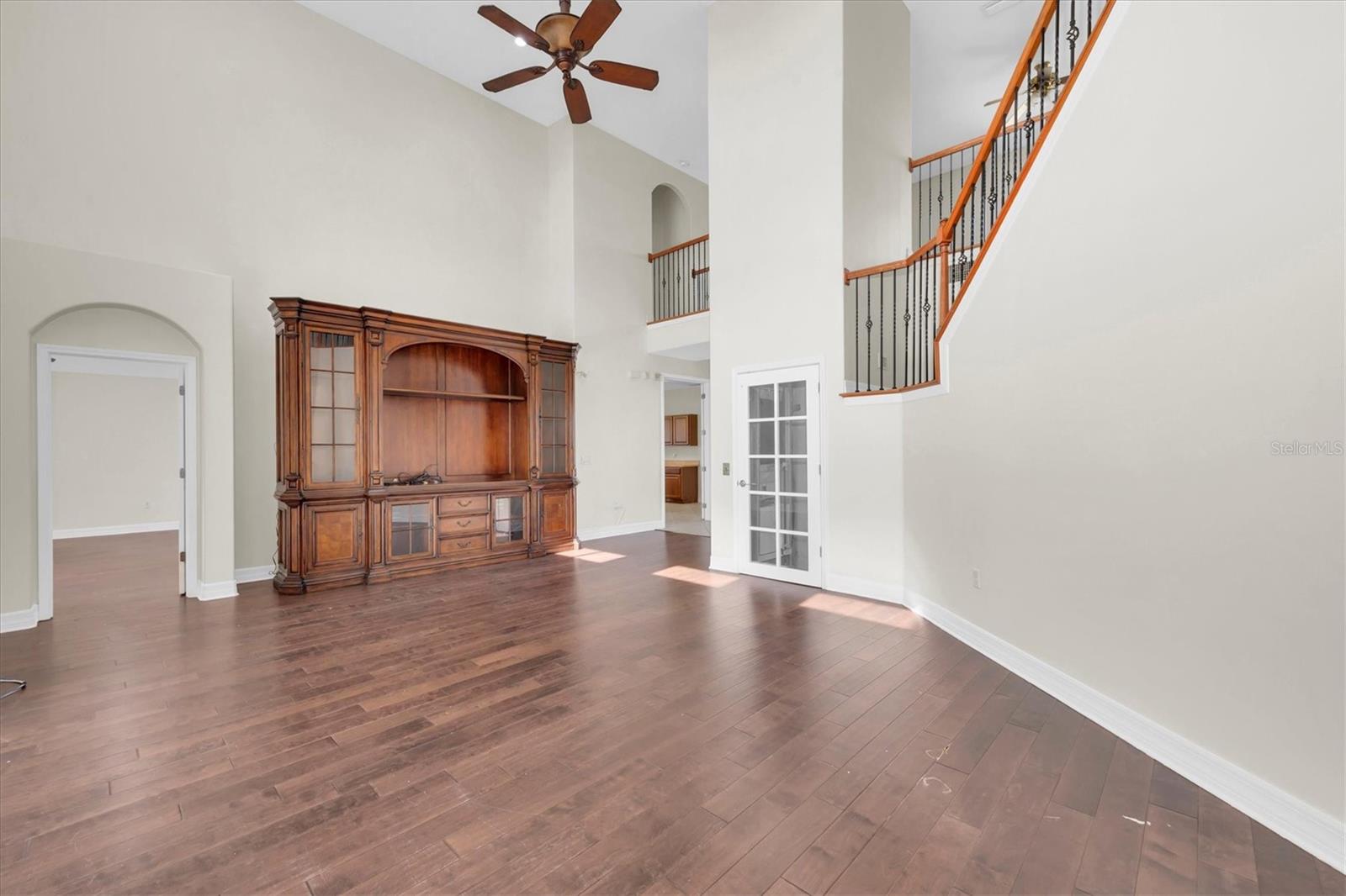 9707 CABERNET AVE