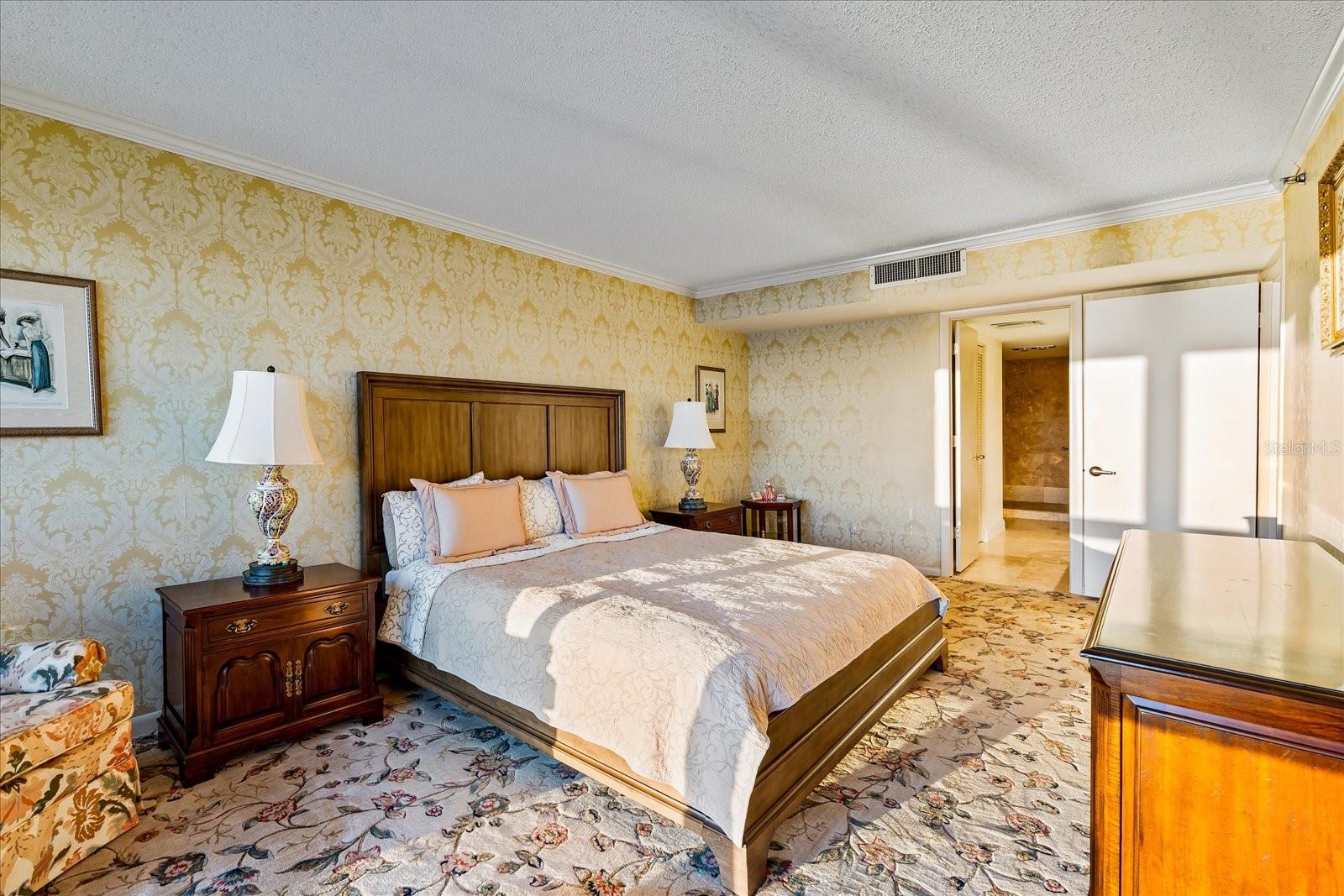 3301 BAYSHORE BLVD #704D