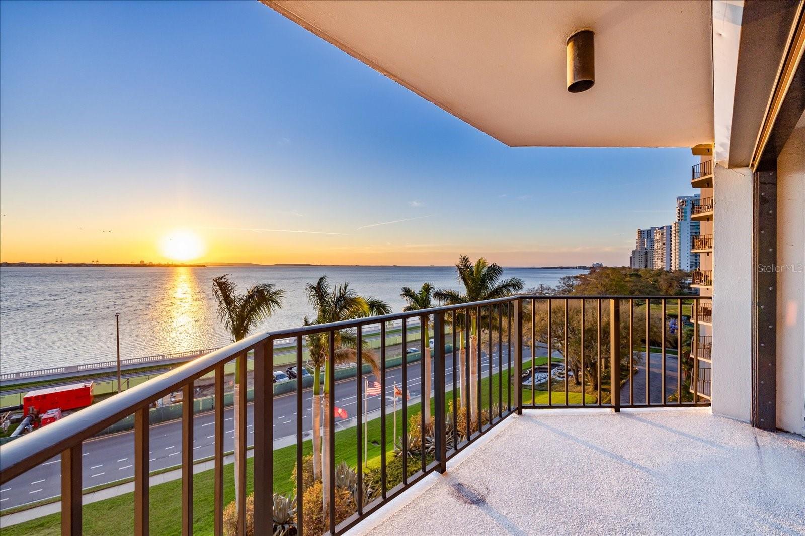 3301 BAYSHORE BLVD #704D