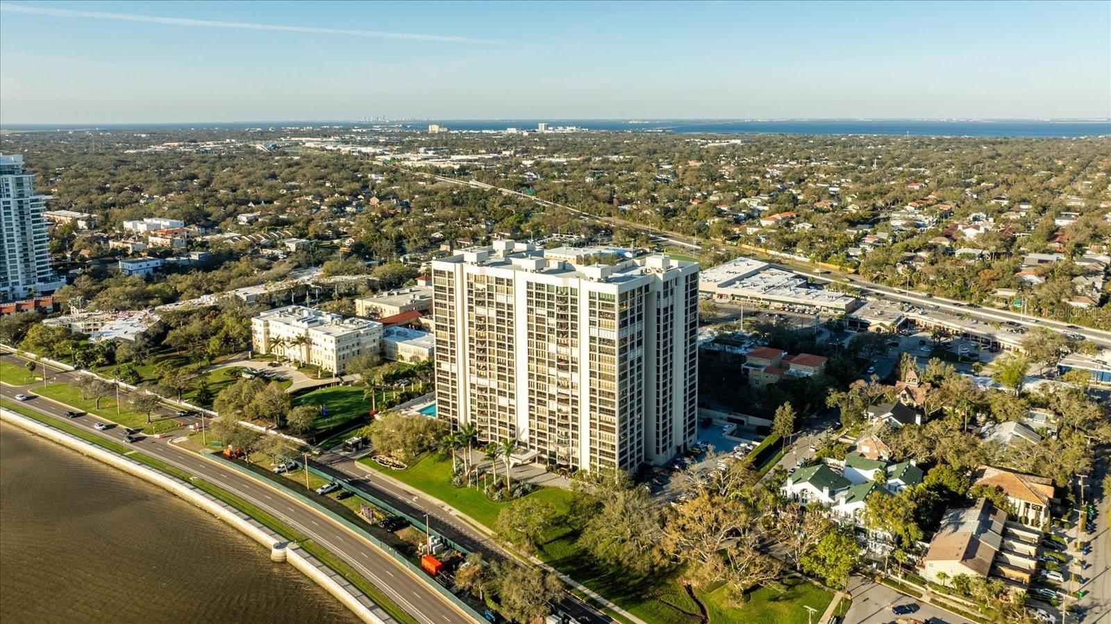 3301 BAYSHORE BLVD #704D