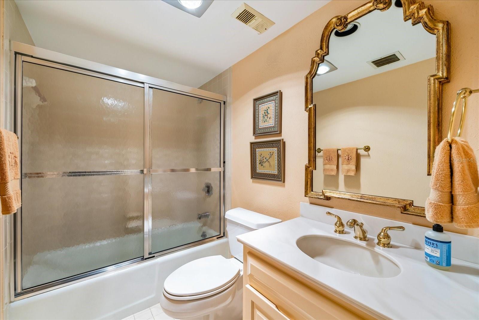 3301 BAYSHORE BLVD #704D