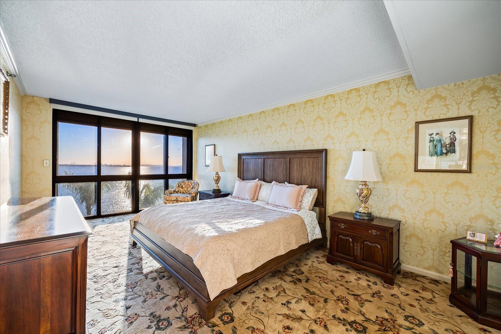 3301 BAYSHORE BLVD #704D