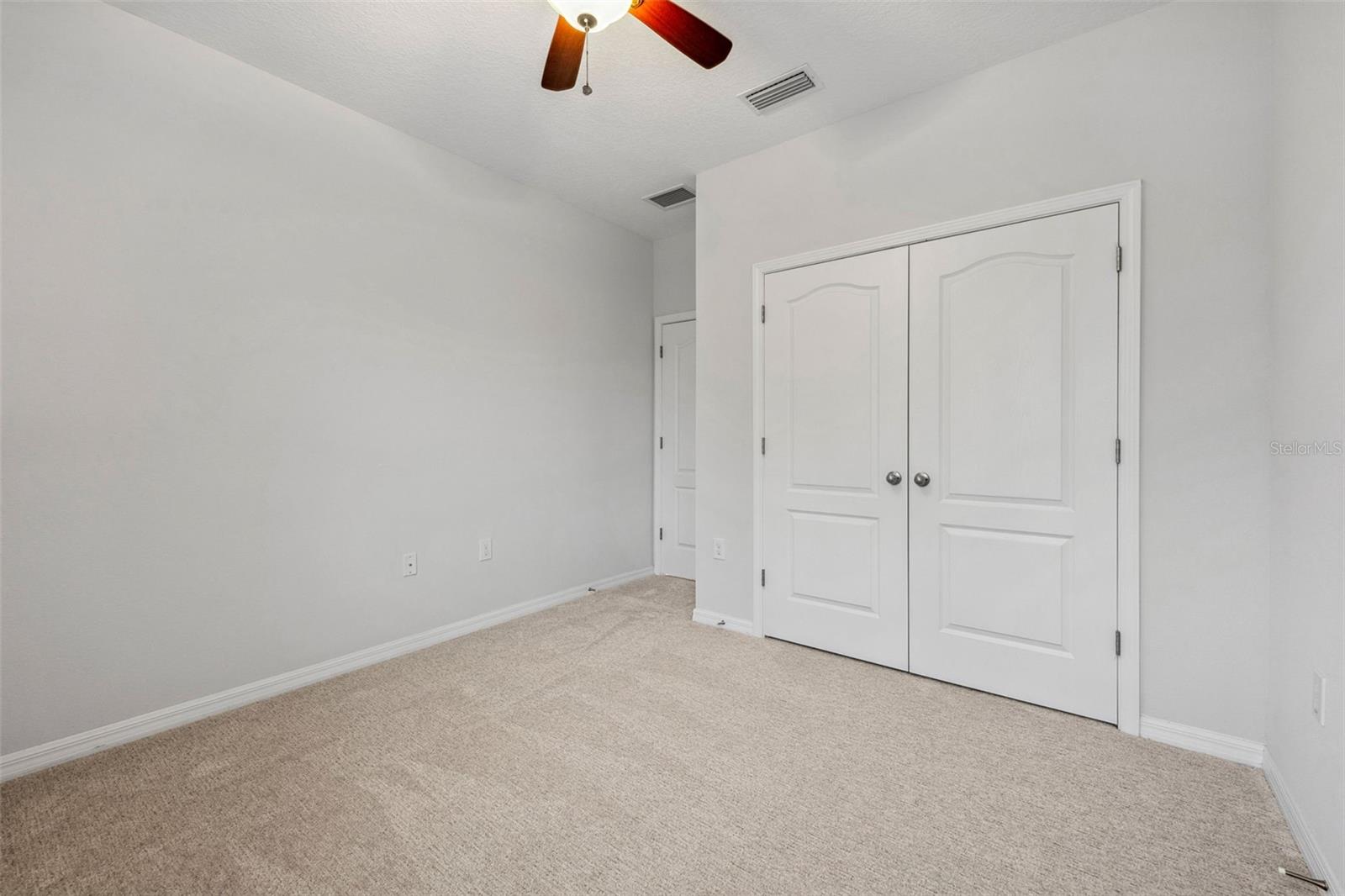 3609 W IOWA AVE