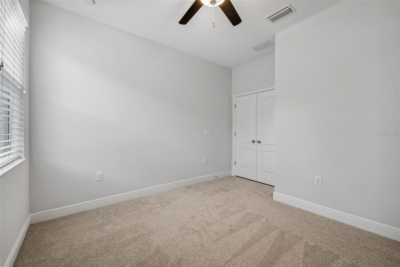 3609 W IOWA AVE