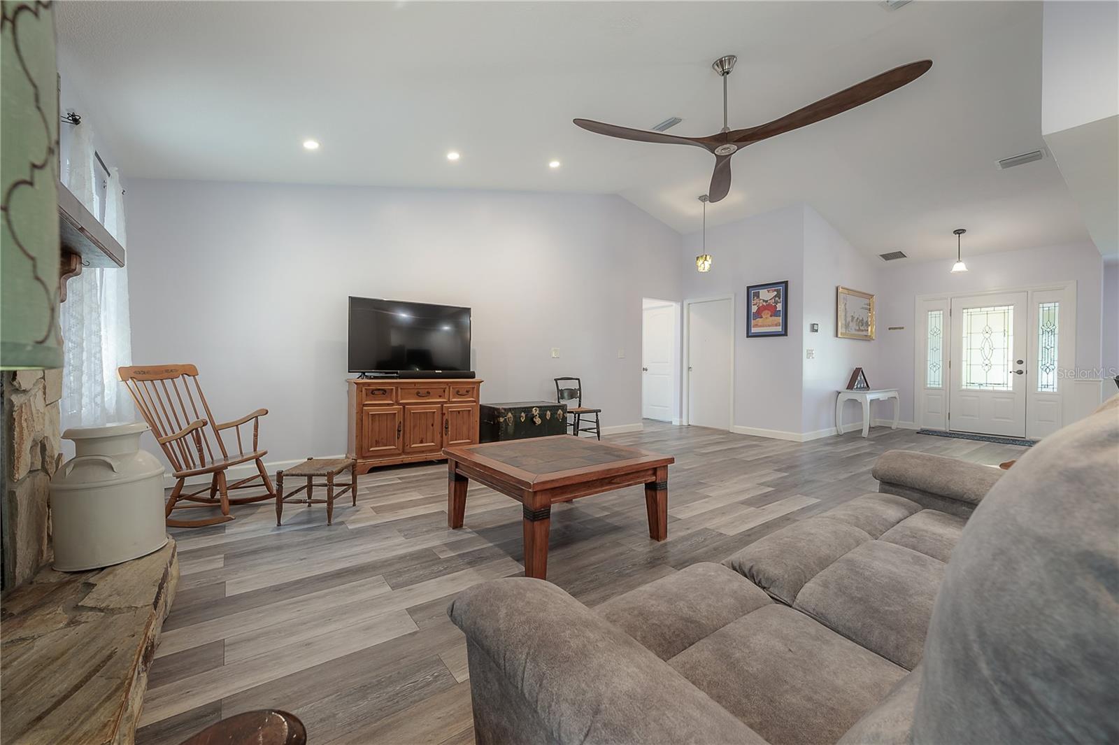 16740 MONTEVERDE DR