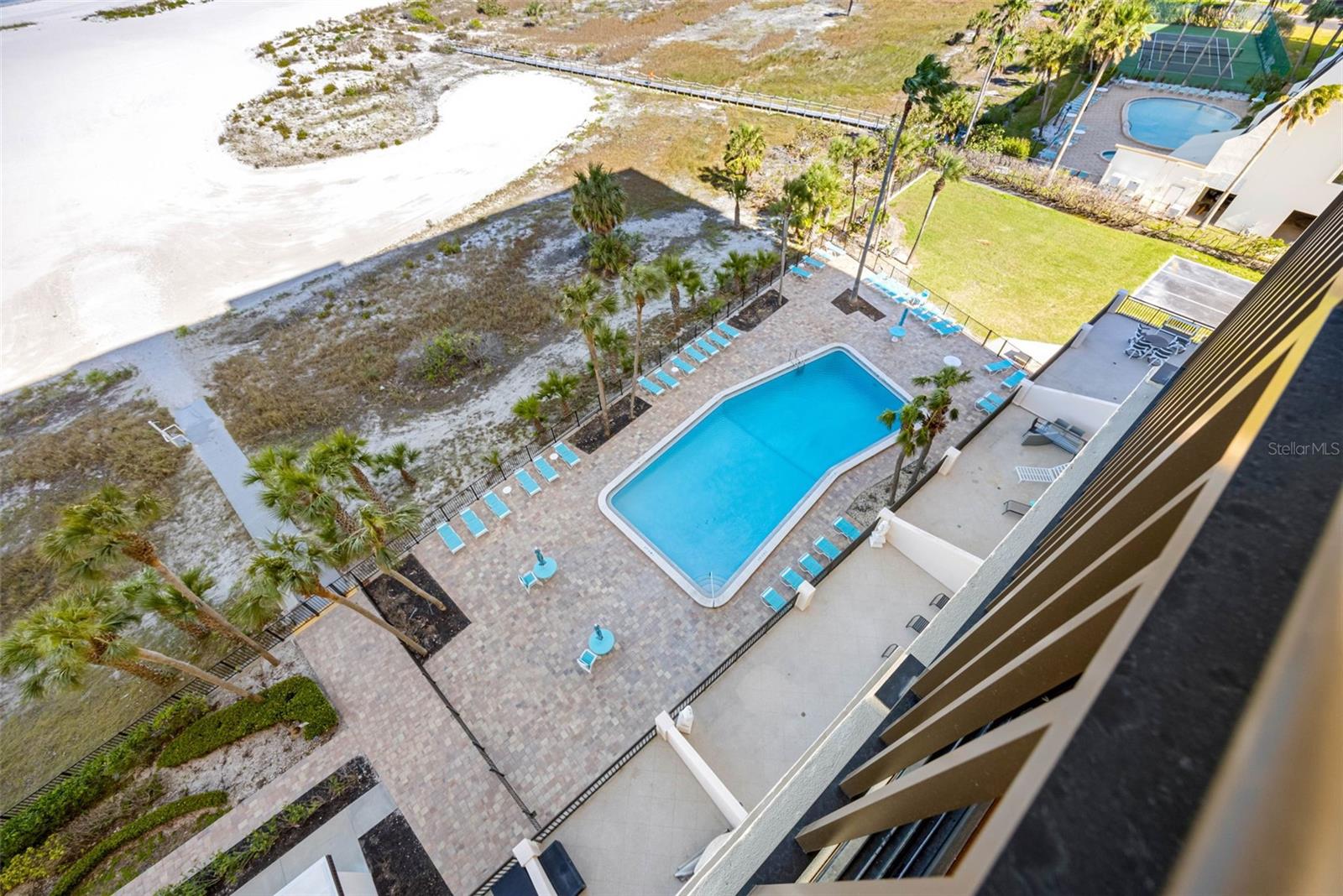 1270 GULF BLVD #905
