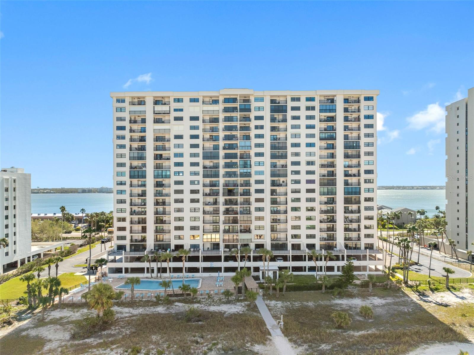 1270 GULF BLVD #905