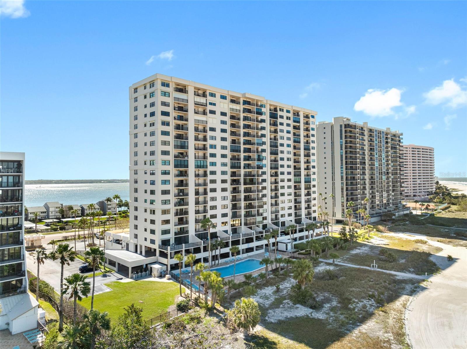 1270 GULF BLVD #905