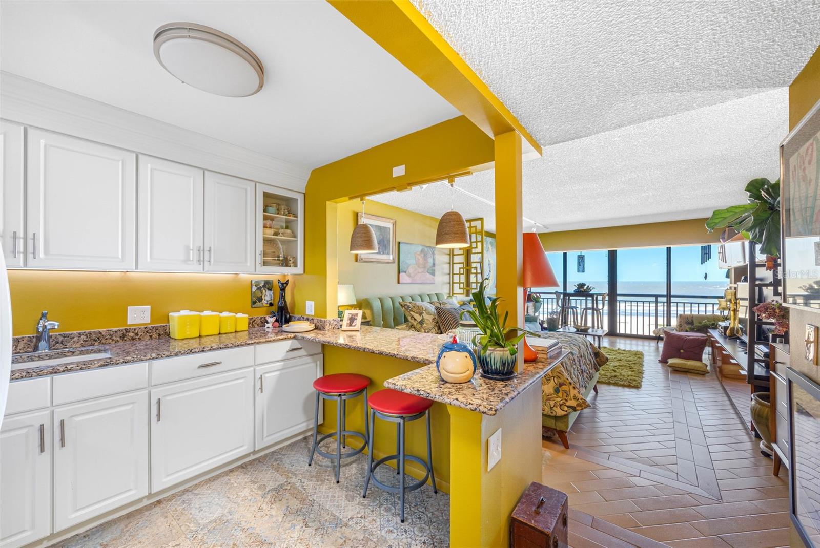 1270 GULF BLVD #905