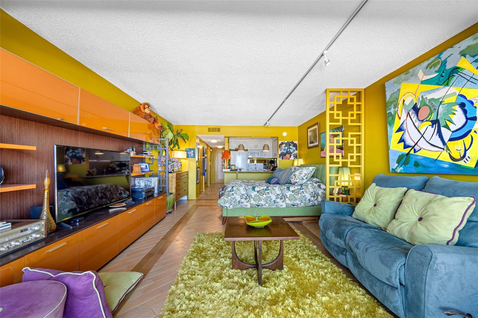 1270 GULF BLVD #905