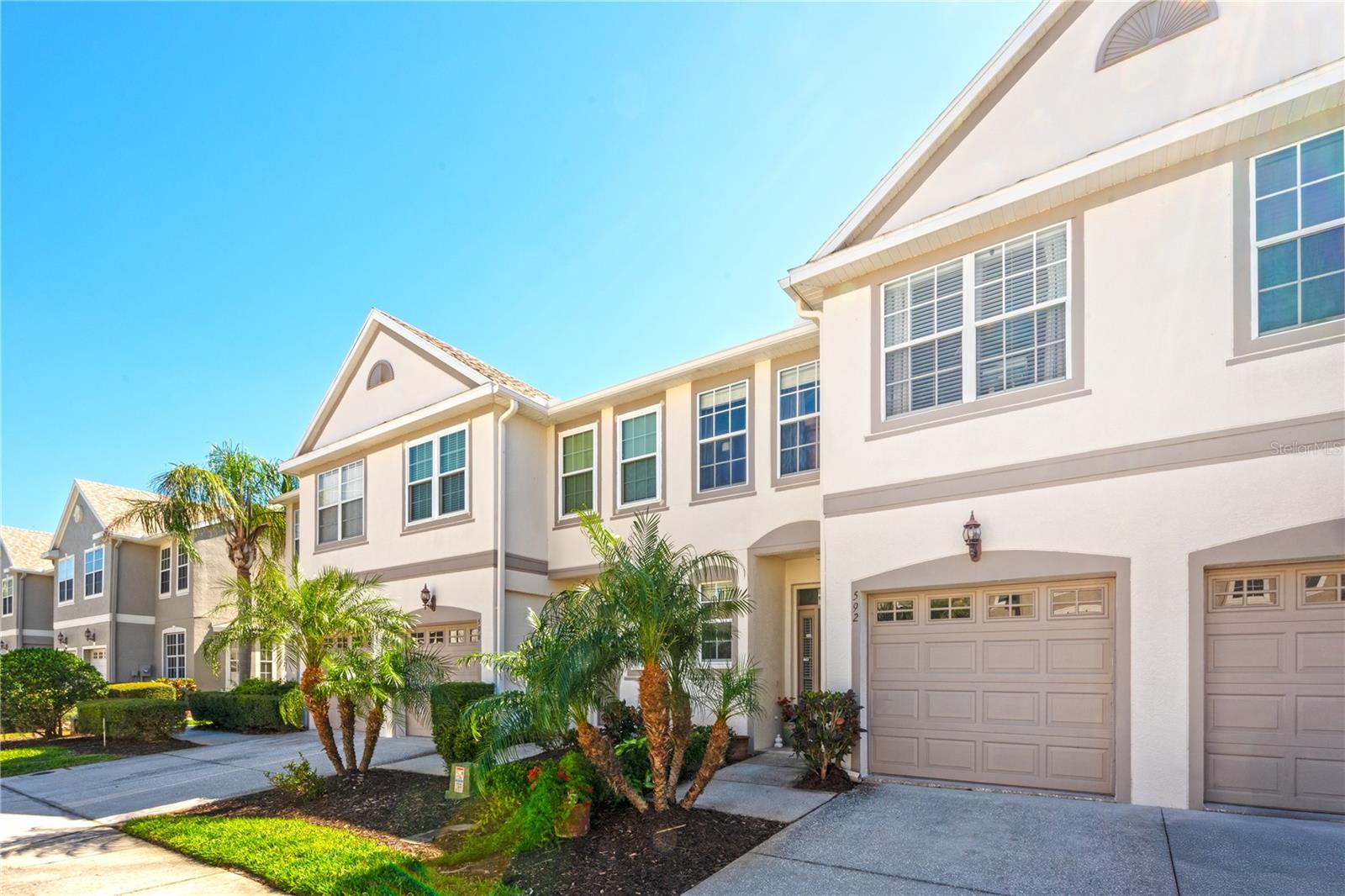 592 BLACK LION DR NE