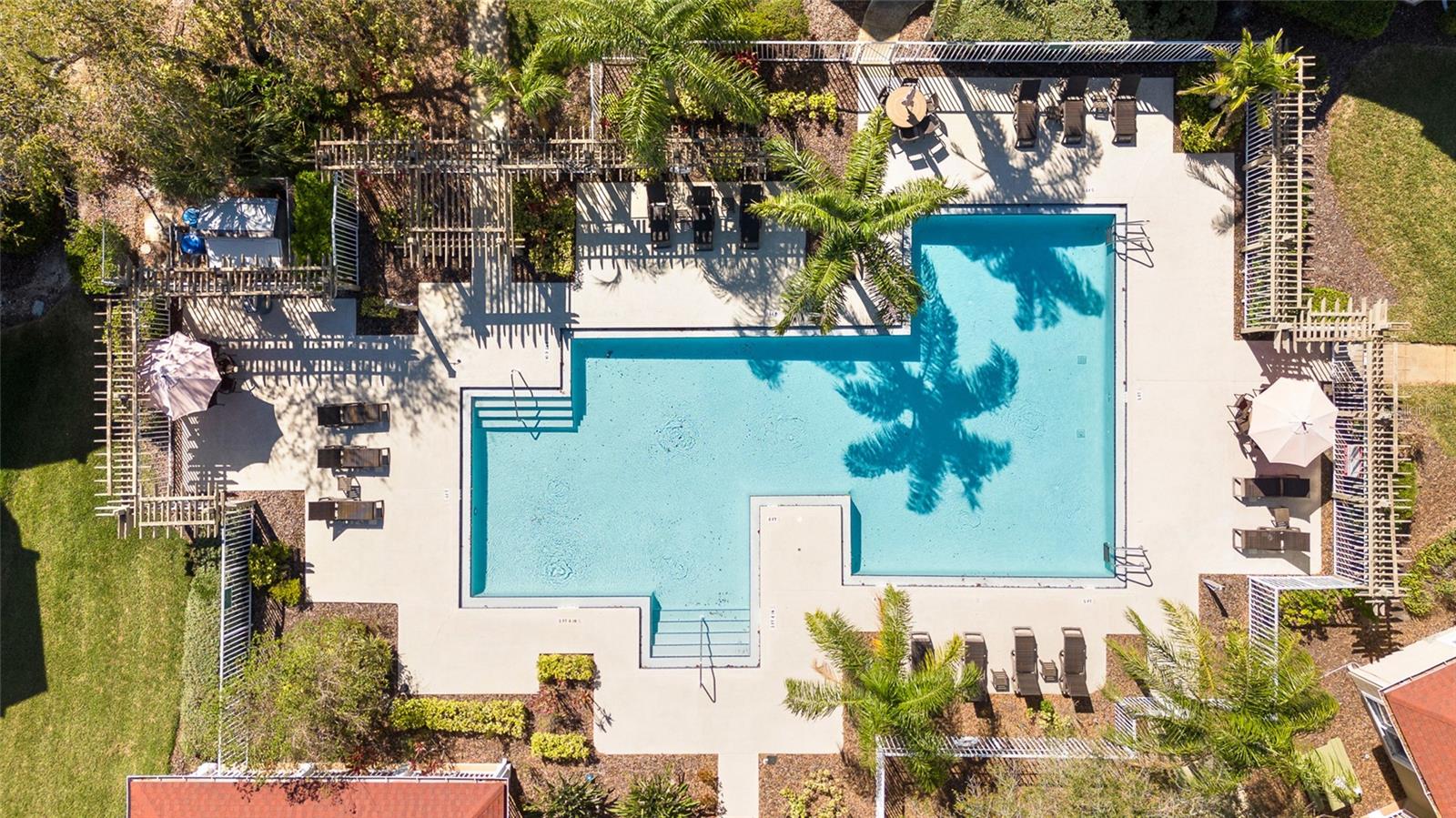 9481 HIGHLAND OAK DR #516