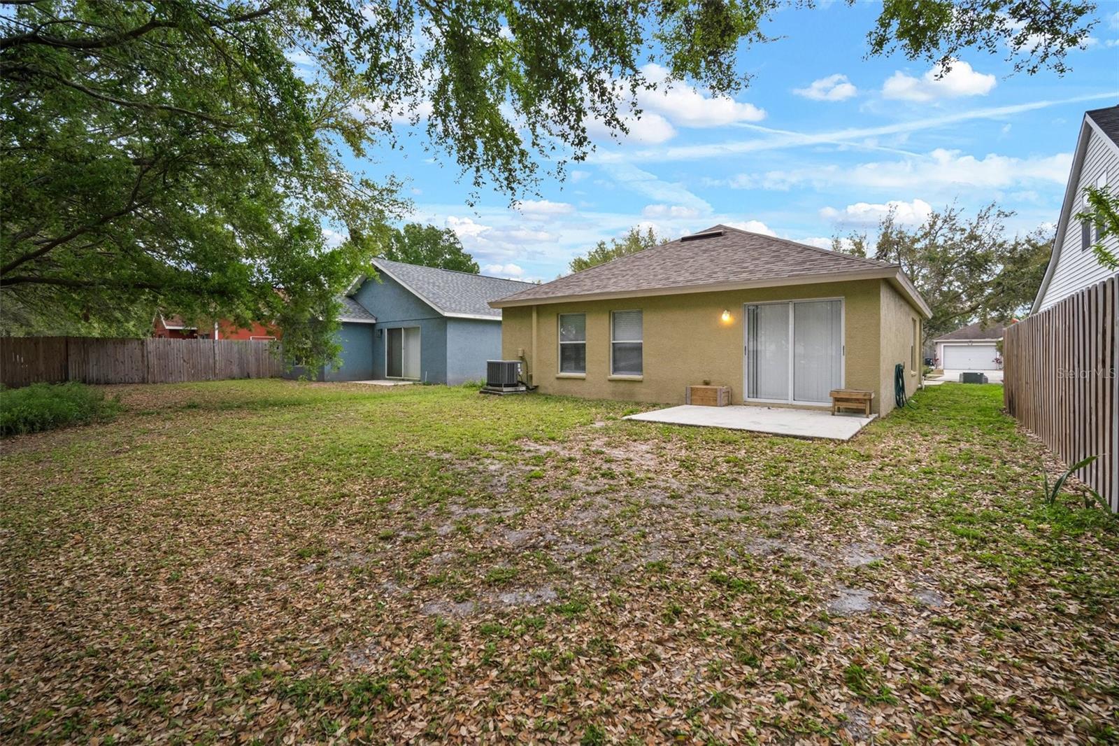 7423 OXFORD GARDEN CIR