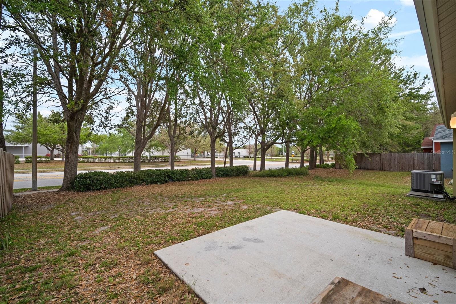 7423 OXFORD GARDEN CIR