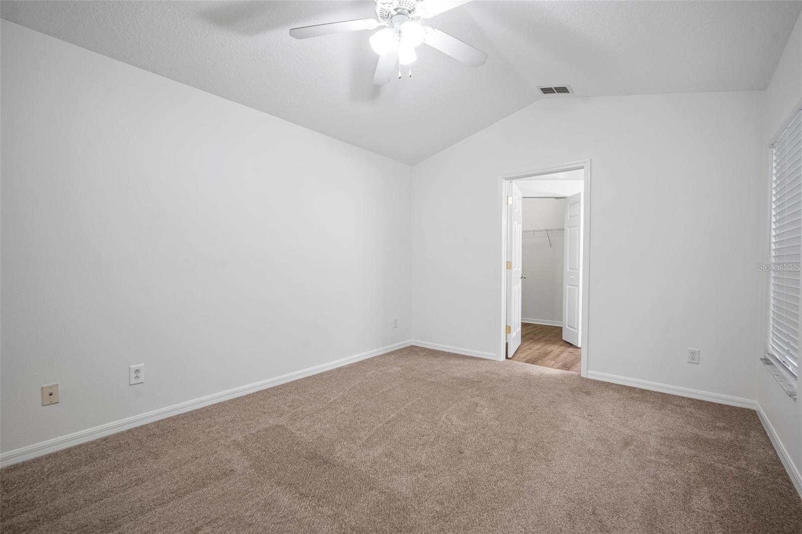 7423 OXFORD GARDEN CIR