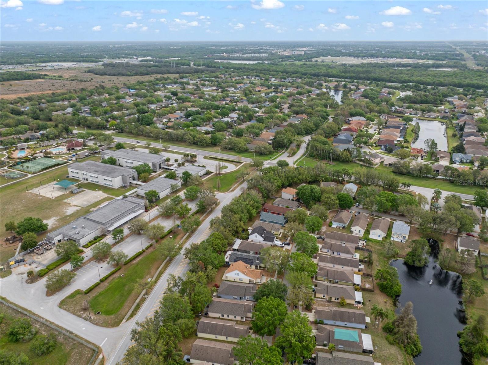 7423 OXFORD GARDEN CIR