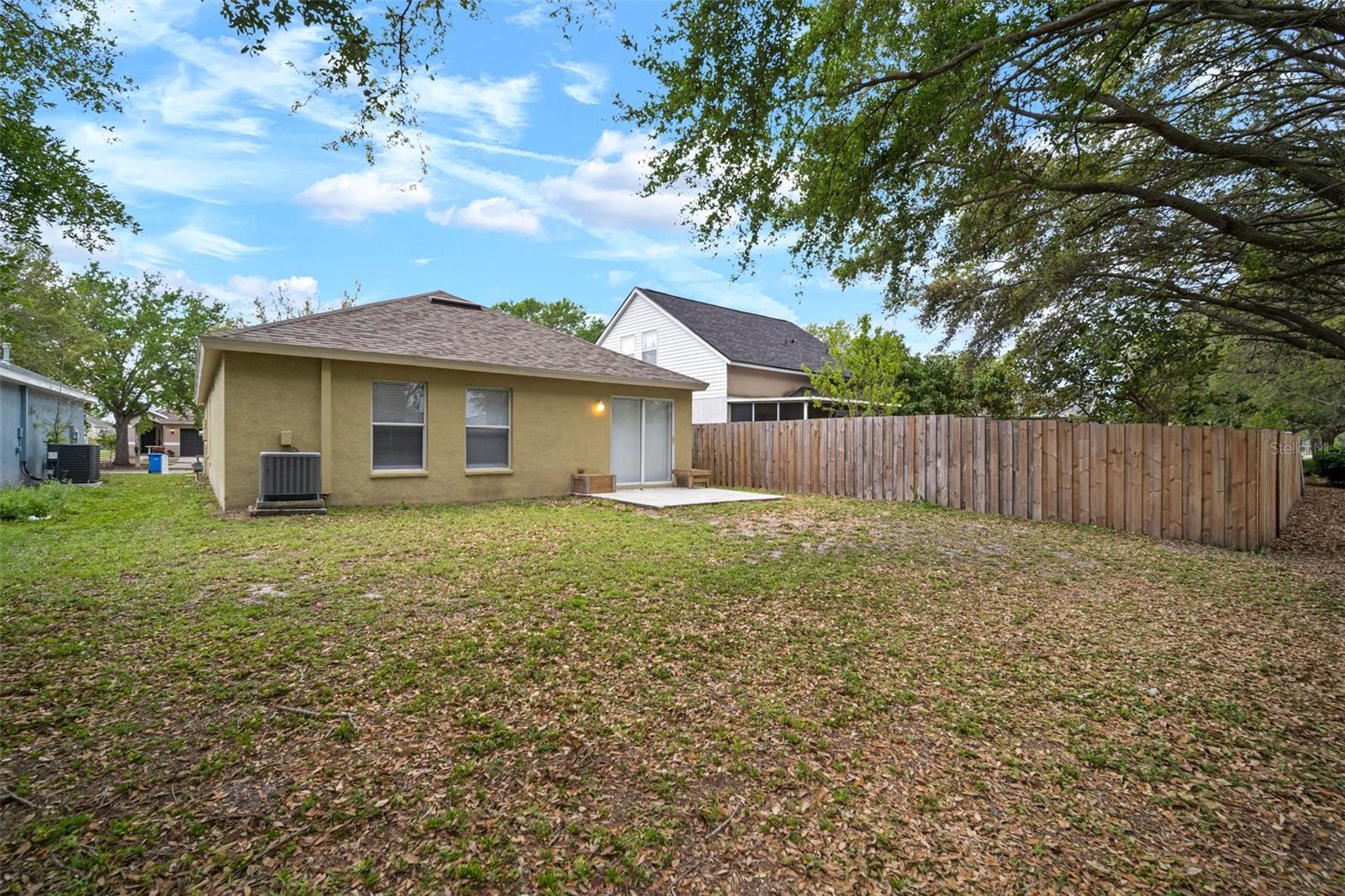 7423 OXFORD GARDEN CIR