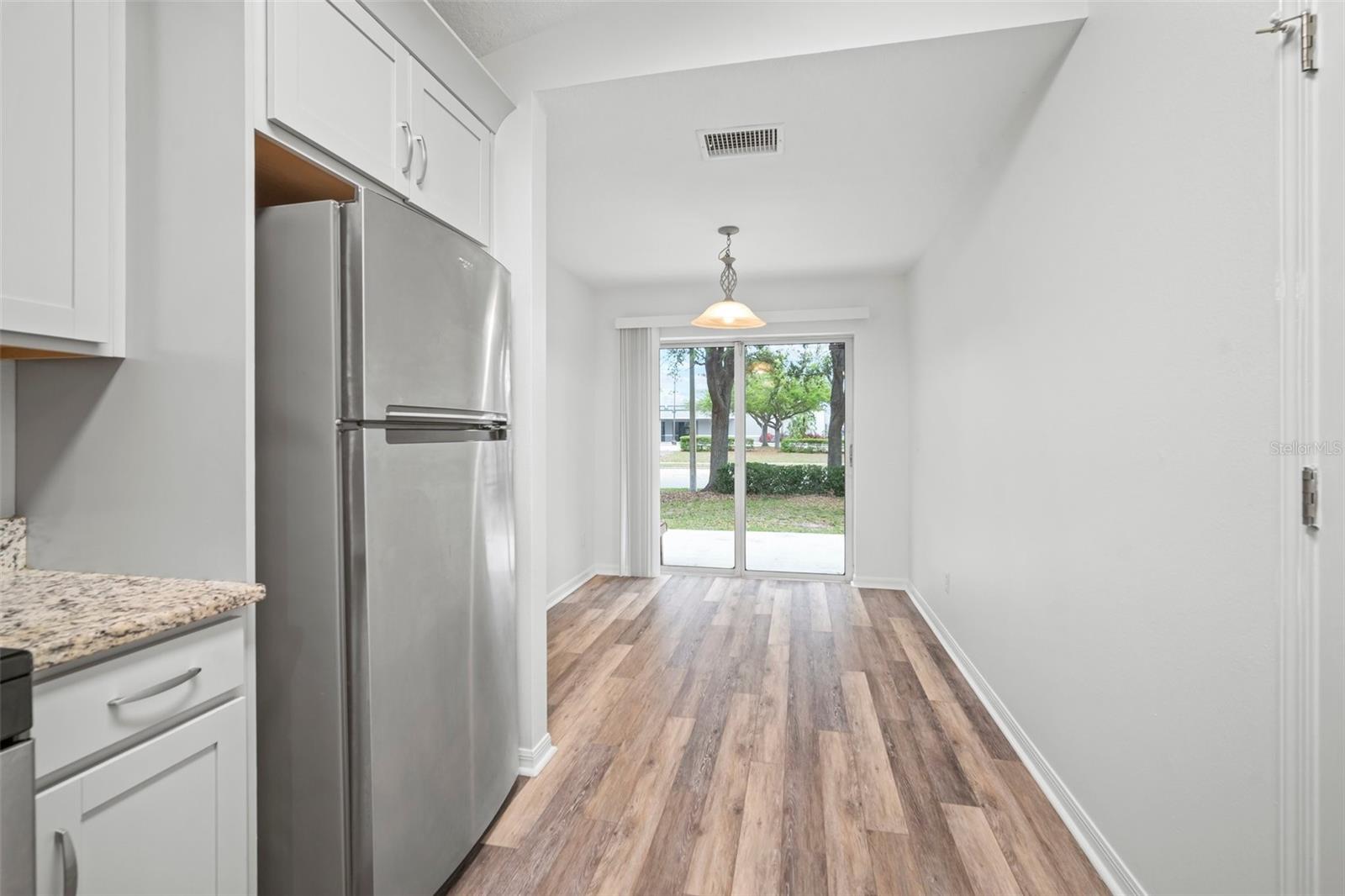 7423 OXFORD GARDEN CIR