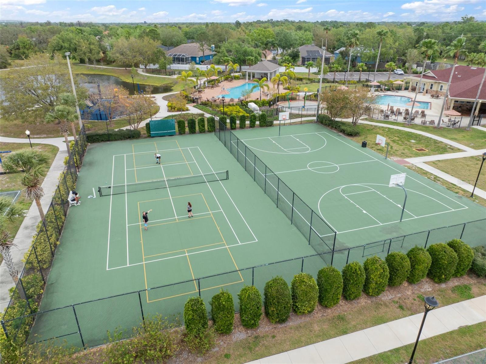 7423 OXFORD GARDEN CIR