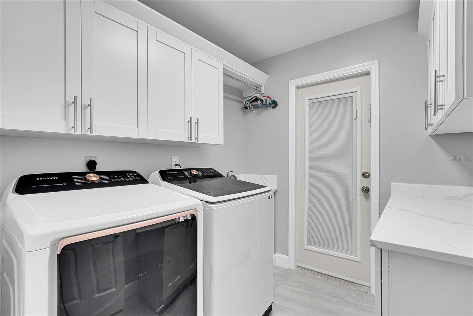3944 DORAL DR