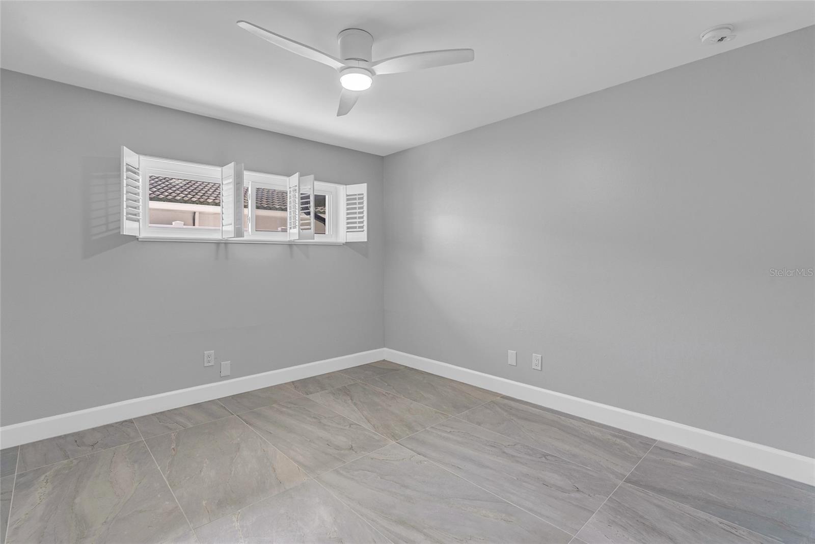 3944 DORAL DR
