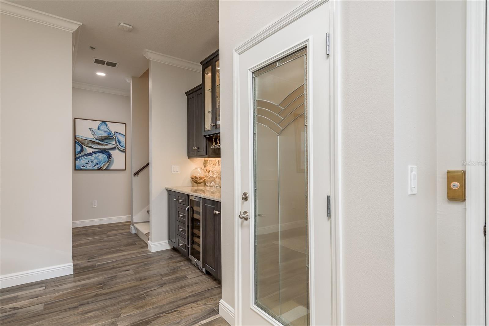 600 RESERVE LN