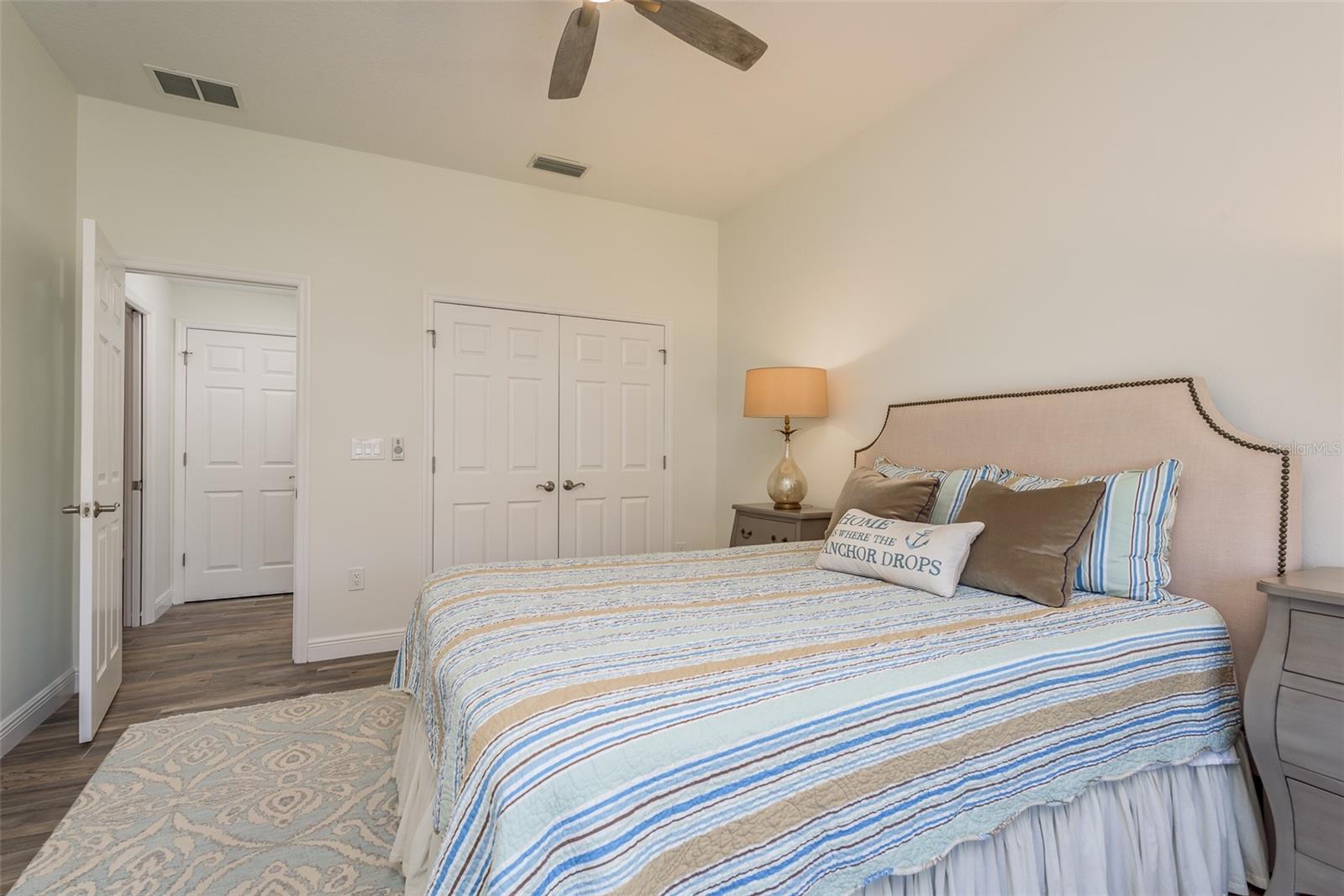 600 RESERVE LN