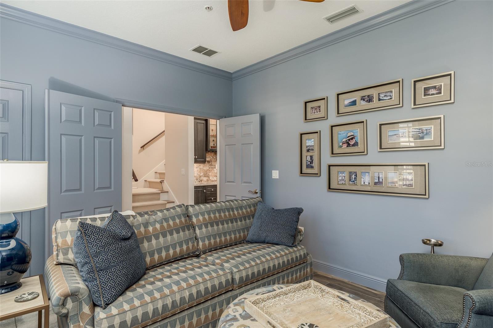 600 RESERVE LN