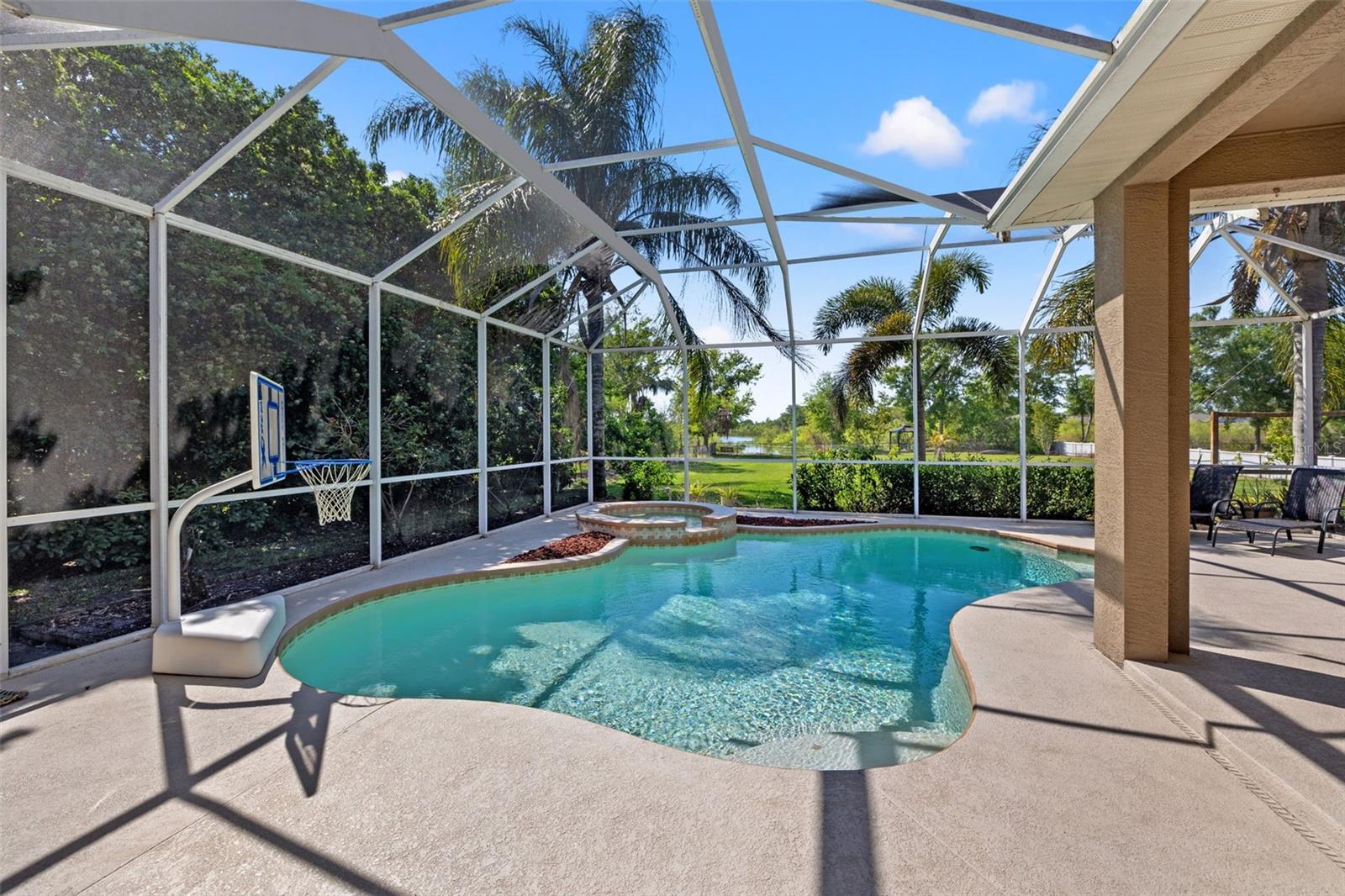 19924 DOLORES ANN CT