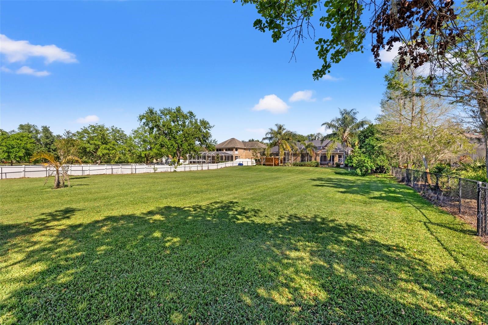 19924 DOLORES ANN CT