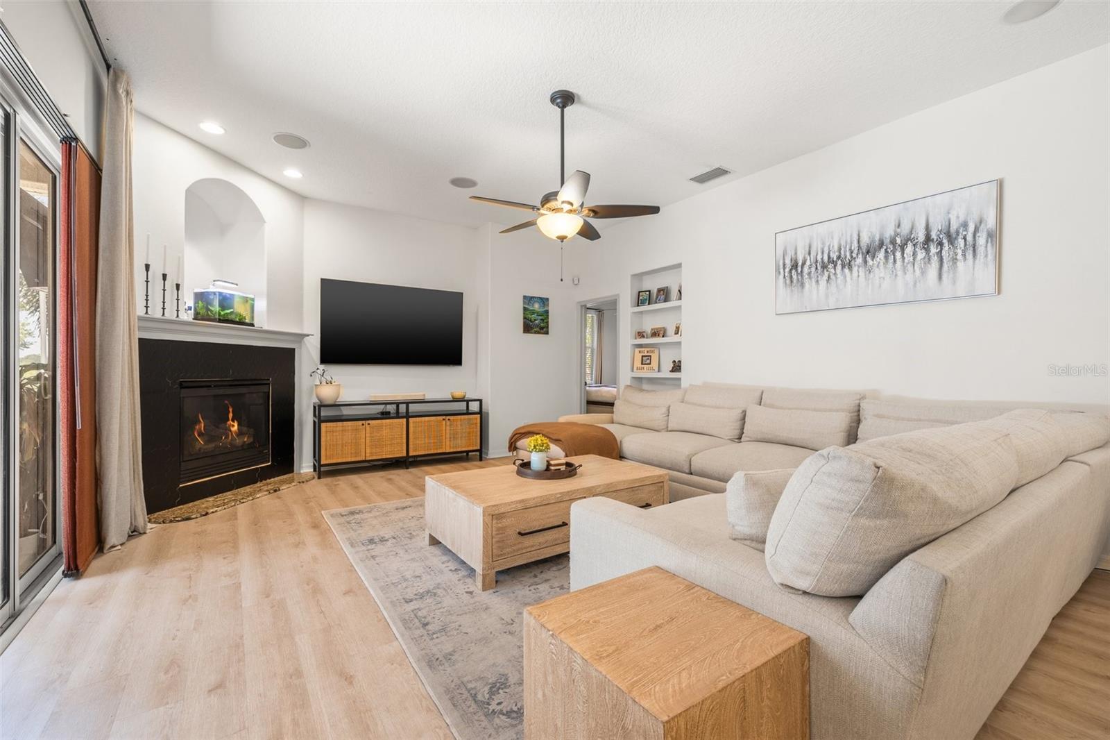 19924 DOLORES ANN CT