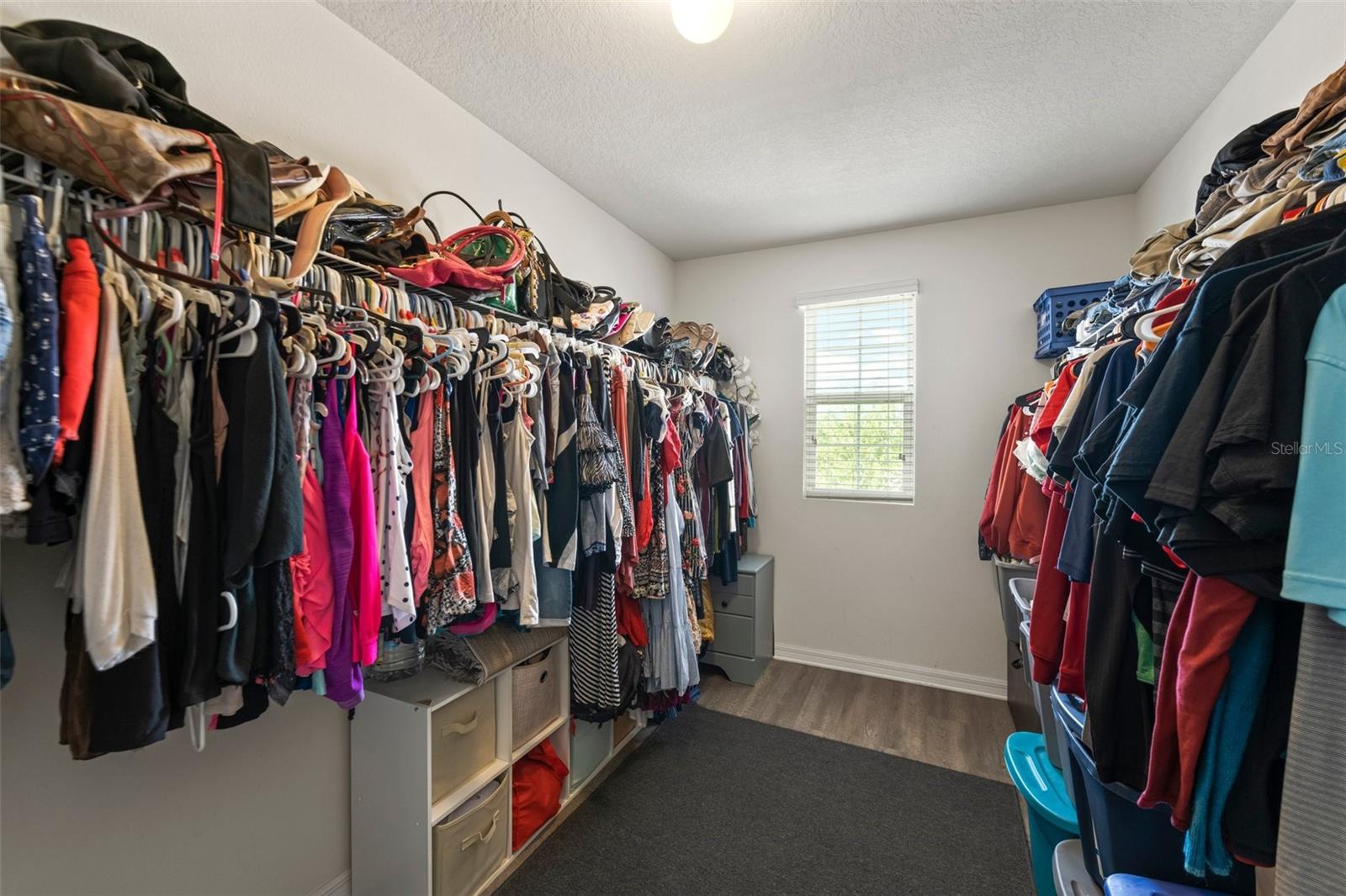 10101 MANGROVE WELL RD