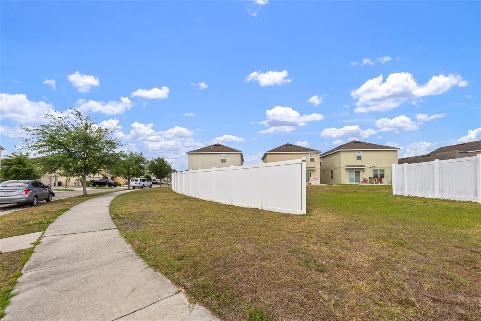 10101 MANGROVE WELL RD