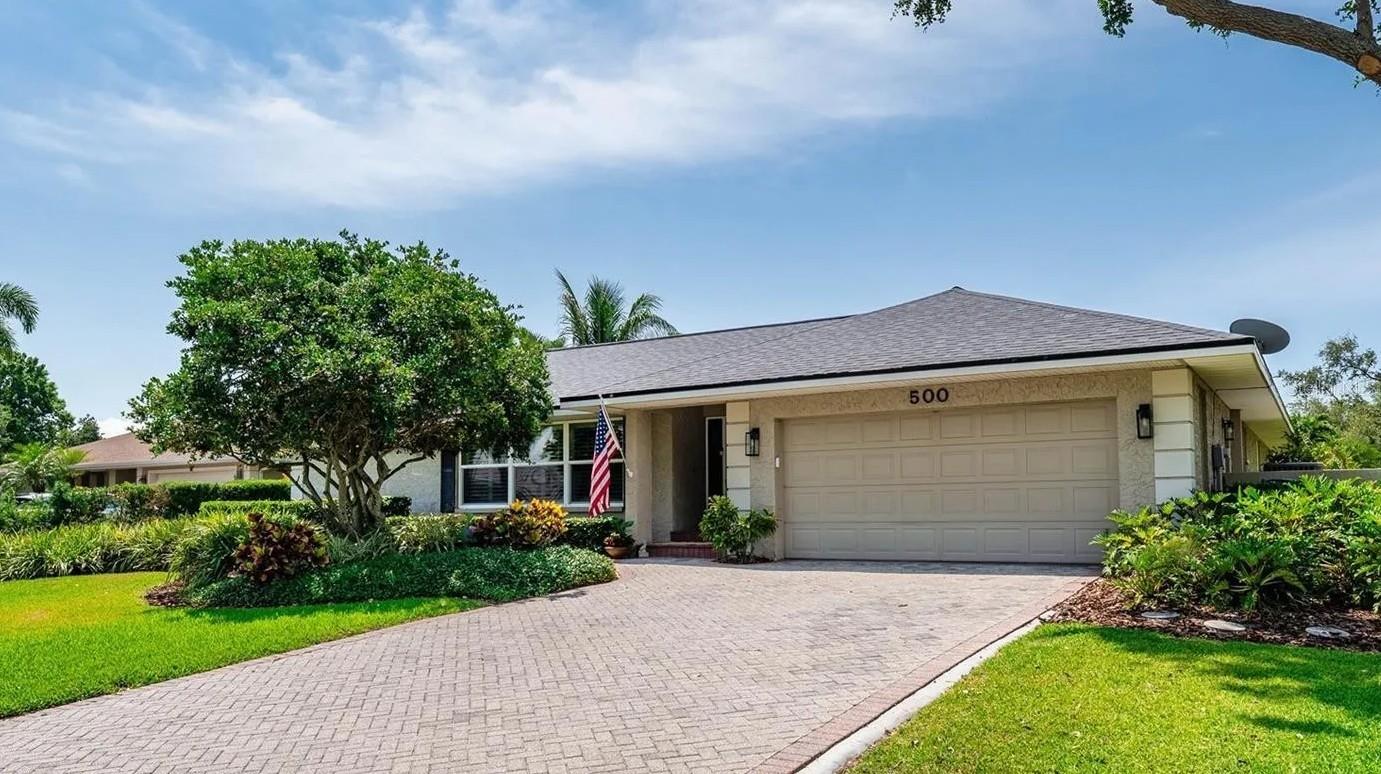 500 TALLAHASSEE DR NE