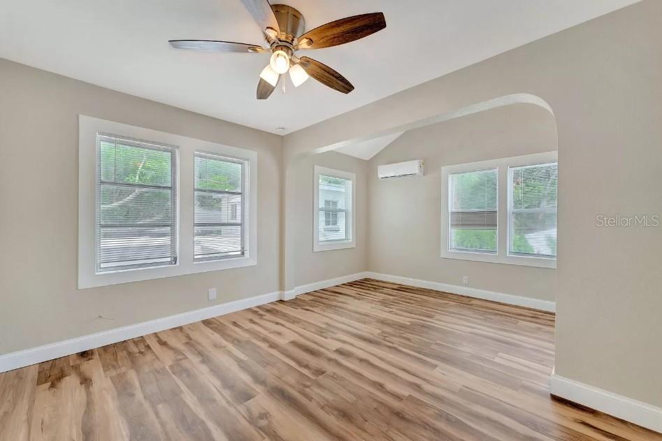 828 22ND AVE N #Apt. 1/2