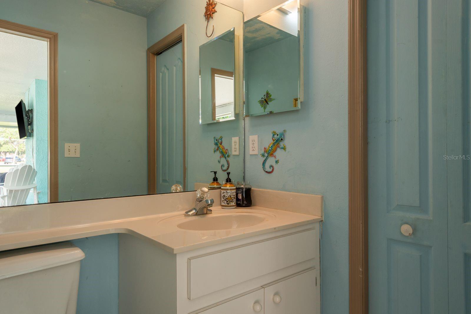 22755 CYPRESS TRAIL DR