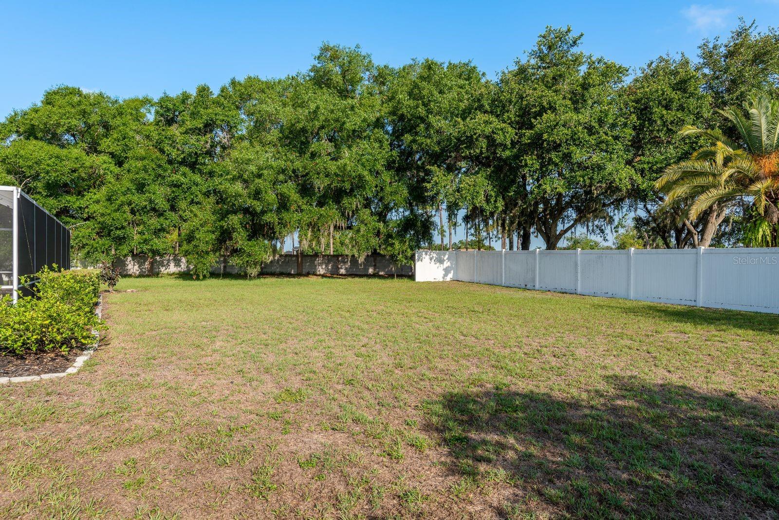 22755 CYPRESS TRAIL DR