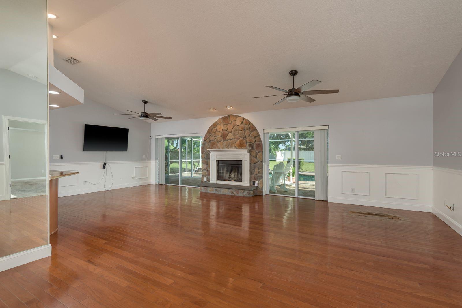 22755 CYPRESS TRAIL DR