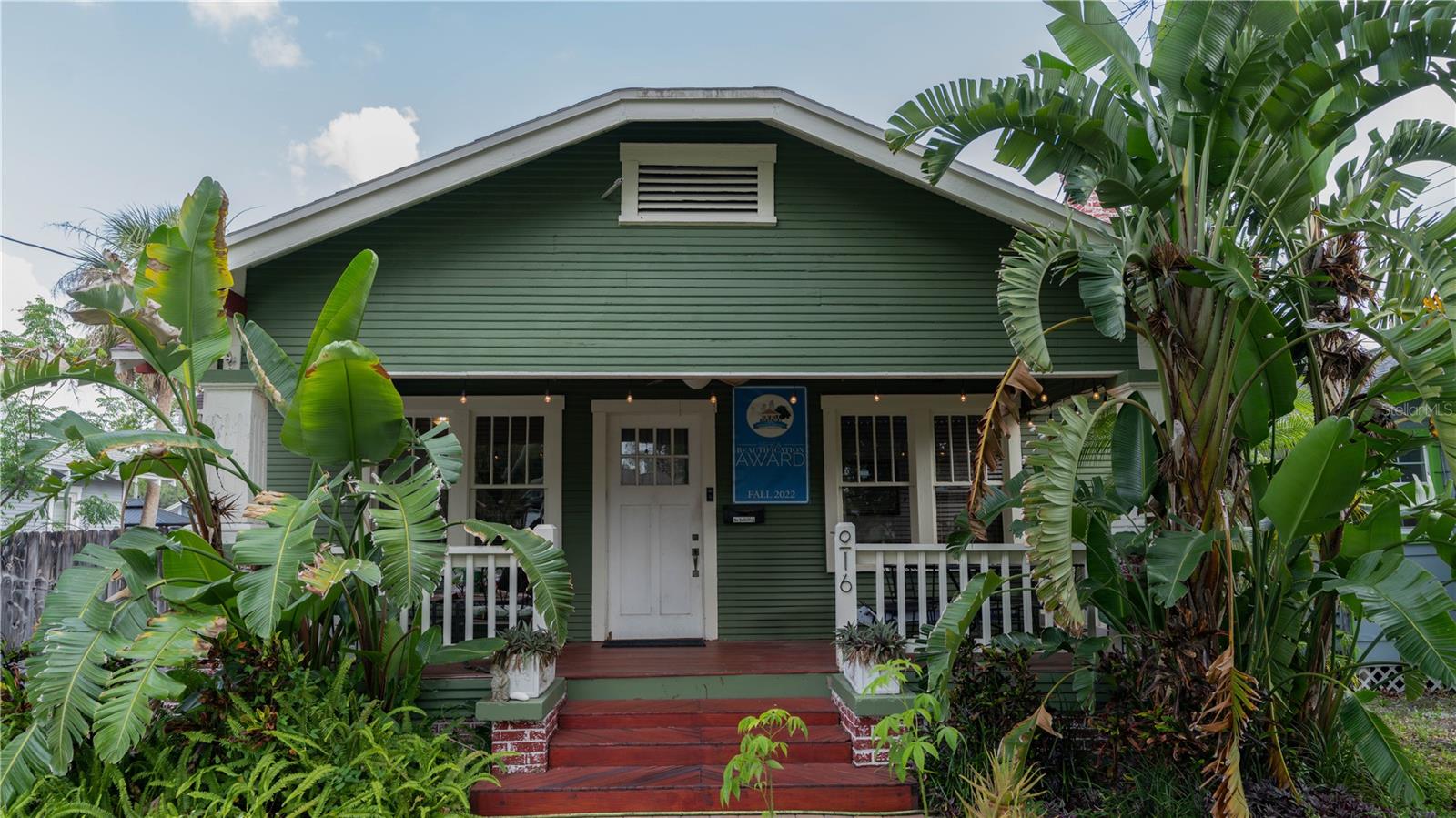 216 W SOUTH AVE