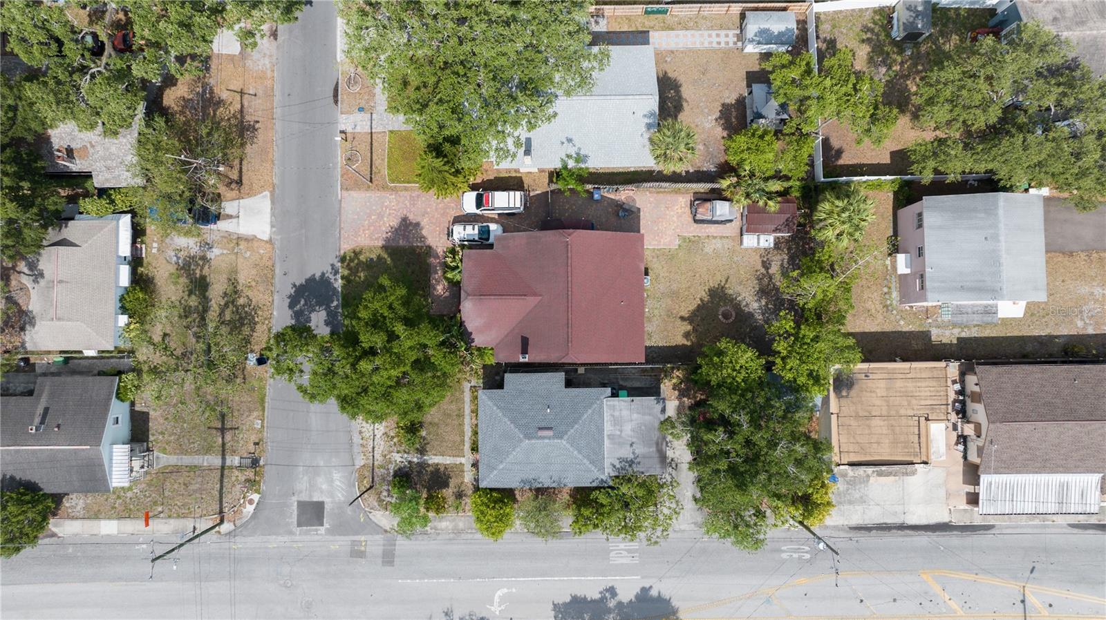 216 W SOUTH AVE