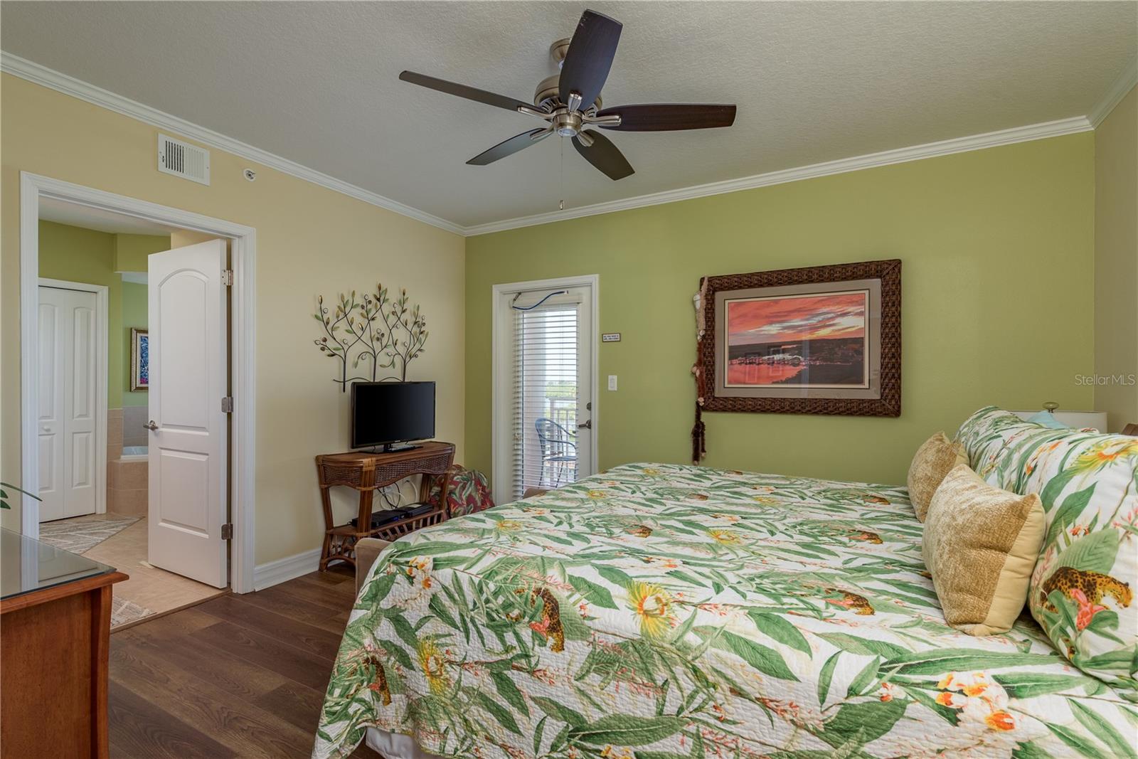 4516 SEAGULL DR #601