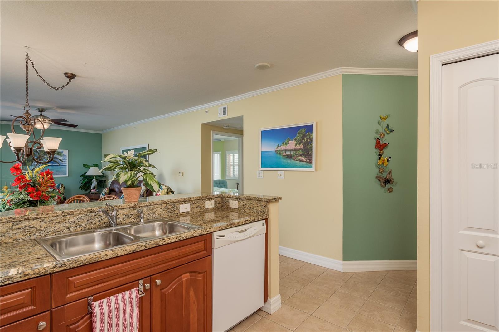 4516 SEAGULL DR #601