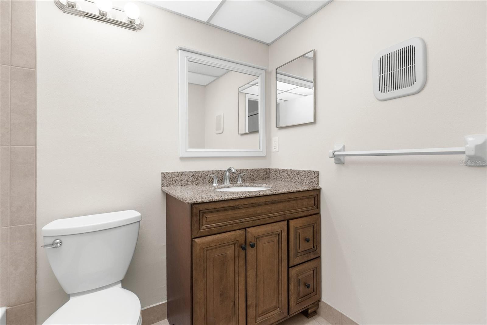 11805 RAINTREE LAKE LN #A