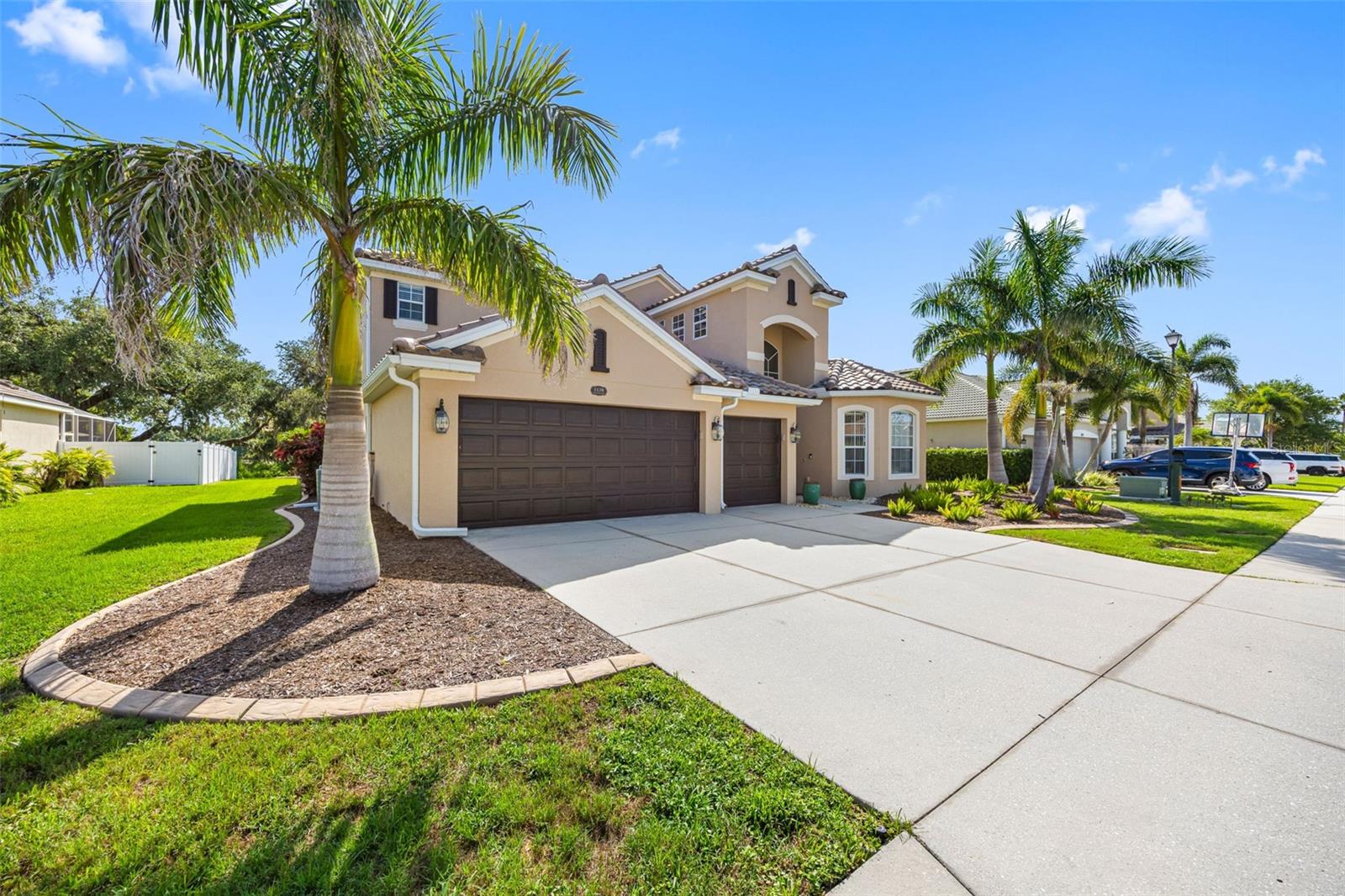 1178 FRASER PINE BLVD